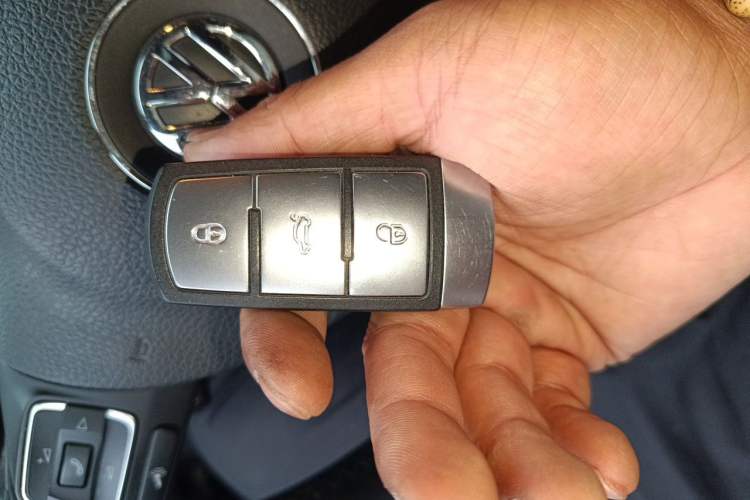 Used Volkswagen Magotan 2016 1.8TSI Smart Enjoyment Leading Model Vehicle Key