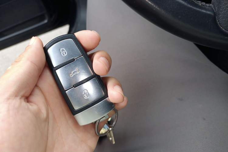 Used Volkswagen Magotan 2016 1.8TSI Smart Comfort Model Vehicle Key