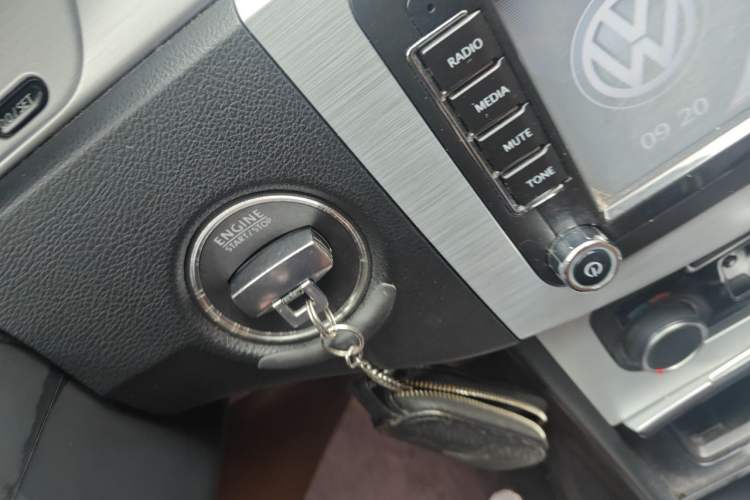 Used Volkswagen Magotan 2016 1.8TSI Smart Comfort Model Vehicle Key
