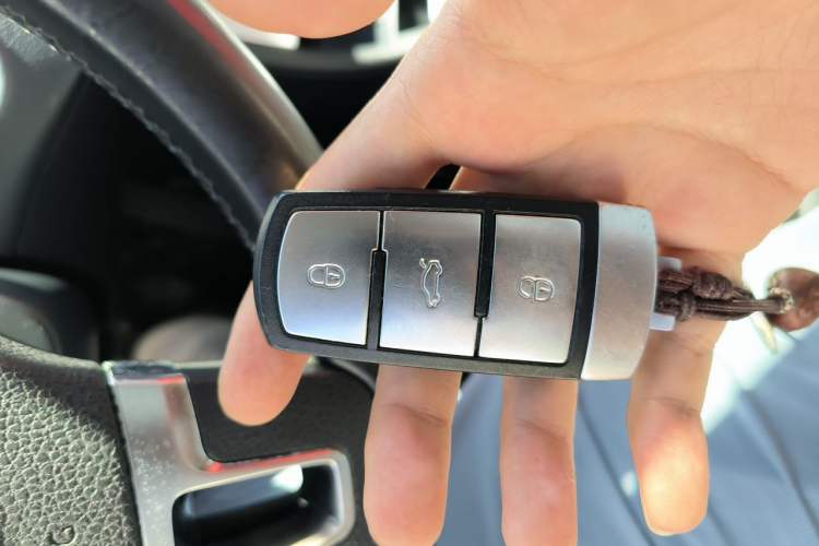 Used Volkswagen Magotan 2016 1.8TSI Smart Comfort Model Vehicle Key