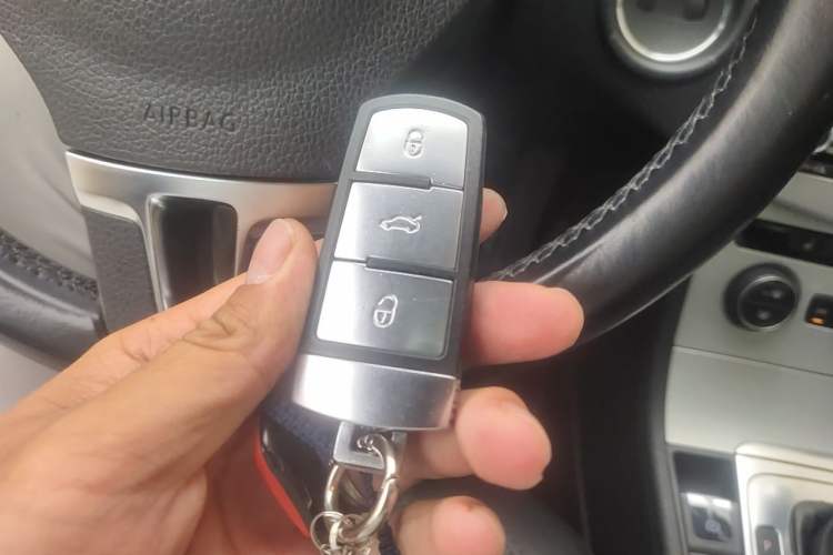 Used Volkswagen Magotan 2016 2.0 TSI Luxury Comfort Version Vehicle Key
