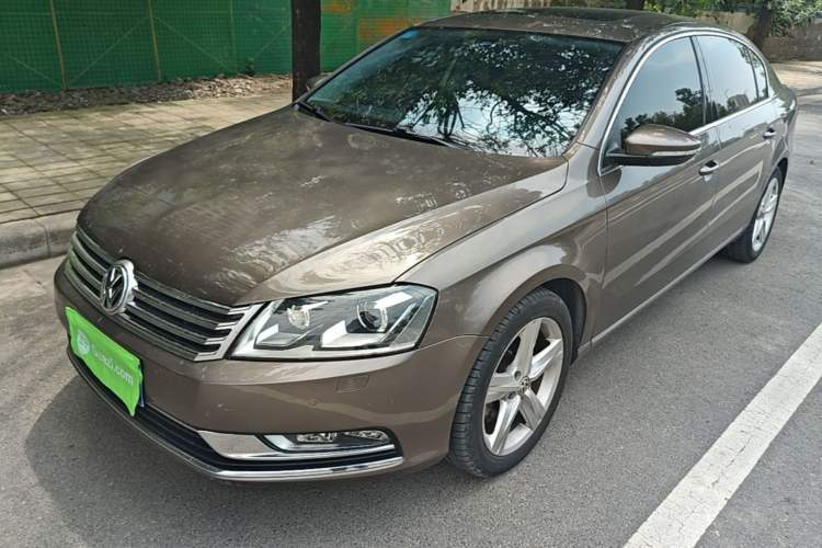 Used Volkswagen Magotan 2016 1.8TSI Luxury Comfort Model Guazi used car, China used car export, Used car for sale, Used  cars, Cheapest cars for sale