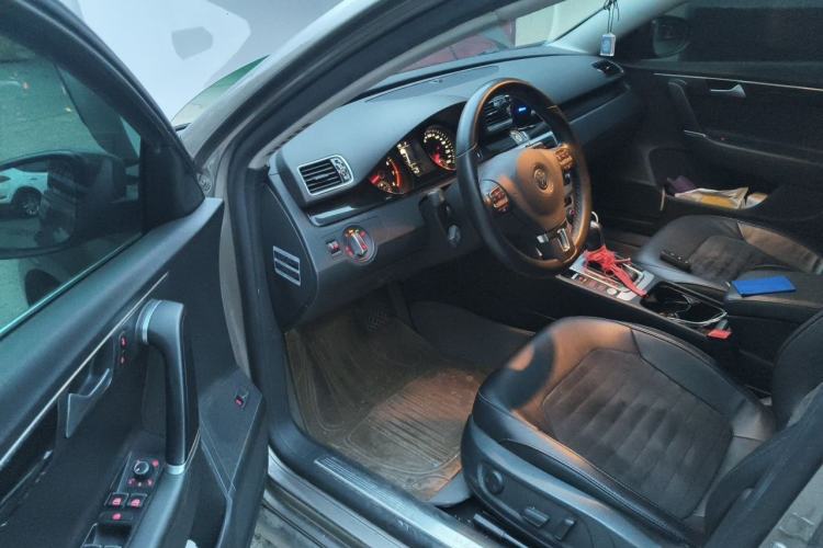 Used Volkswagen Magotan 2016 2.0 TSI Luxury Comfort Version Driver Seat