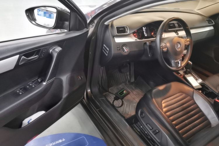 Used Volkswagen Magotan 2016 1.8TSI Smart Comfort Model Driver Seat