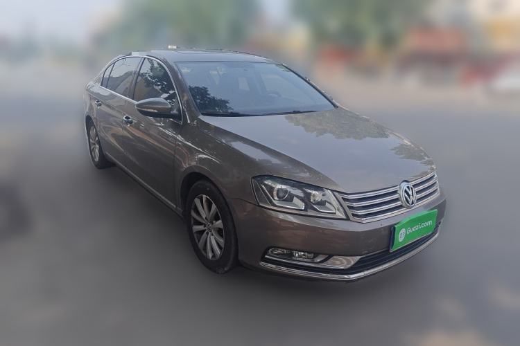 Used Volkswagen Magotan 2016 1.8TSI Smart Enjoyment Leading Model Front Right 45 Deg