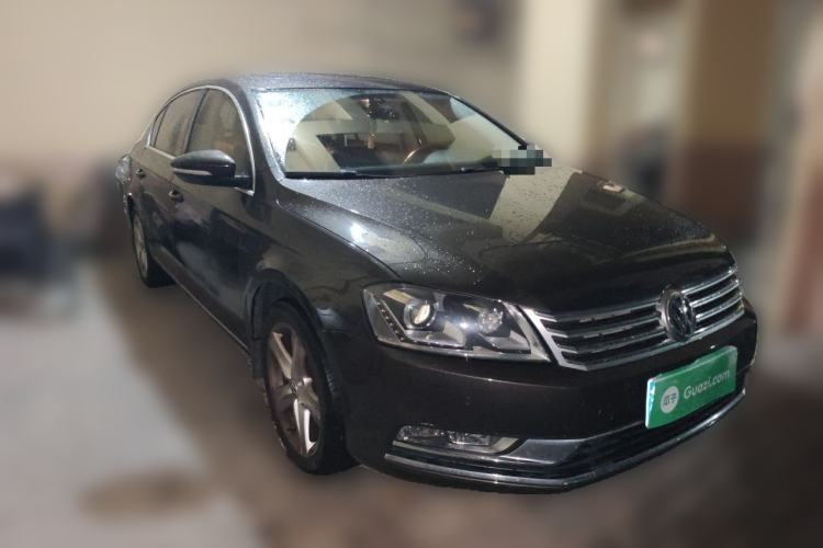Used Volkswagen Magotan 2016 1.8TSI Luxury Comfort Model Front Right 45 Deg