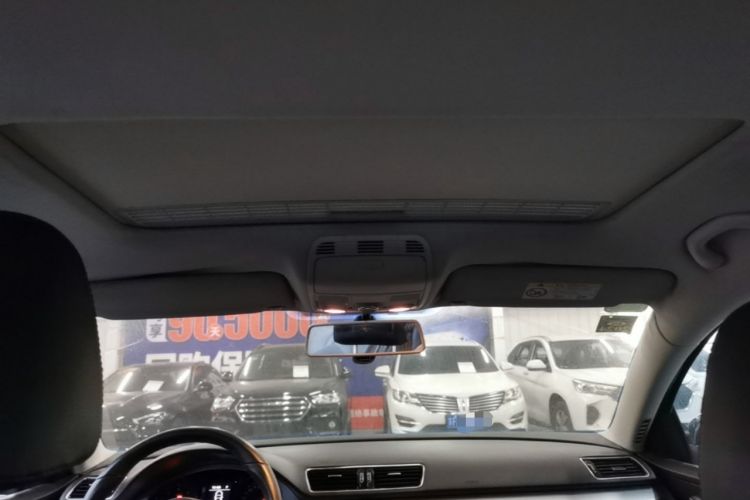 Used Volkswagen Magotan 2016 1.8TSI Smart Comfort Model Headliner
