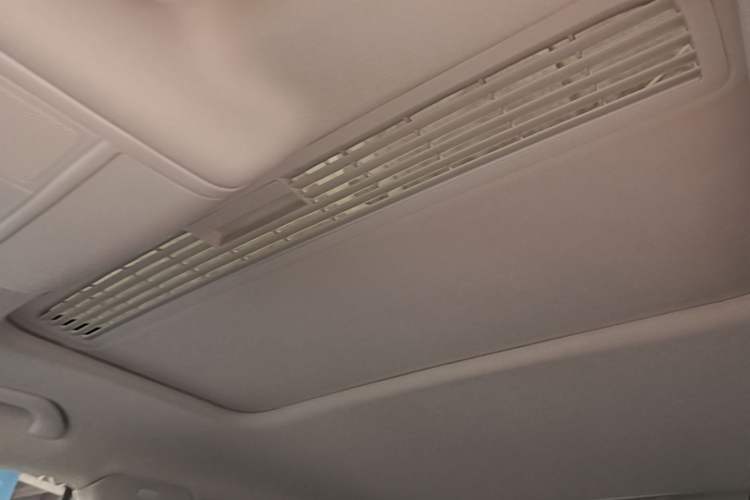 Used Volkswagen Magotan 2016 1.8TSI Smart Comfort Model Headliner