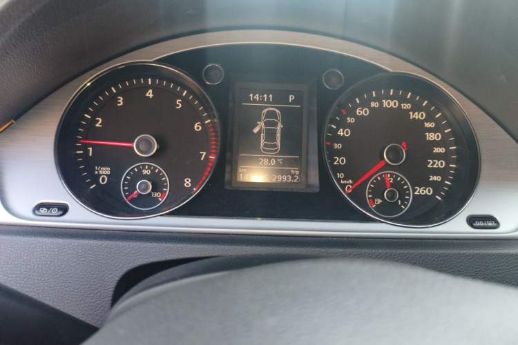 Used Volkswagen Magotan 2016 1.8TSI Smart Comfort Model Instrument Cluster