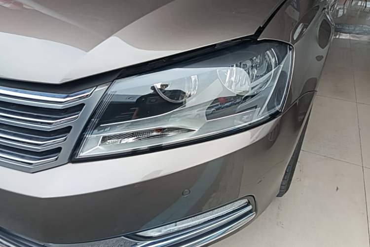 Used Volkswagen Magotan 2016 1.8TSI Smart Comfort Model Left Front Headlight