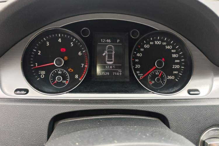Used Volkswagen Magotan 2016 1.8TSI Smart Enjoyment Leading Model Odometer Close Up