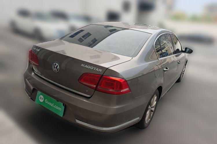Used Volkswagen Magotan 2016 1.8TSI Smart Enjoyment Leading Model Rear Right 45 Deg
