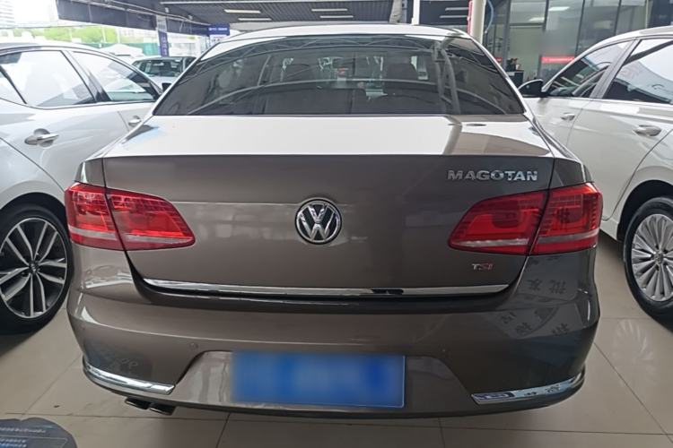 Used Volkswagen Magotan 2016 1.8TSI Smart Comfort Model Rear