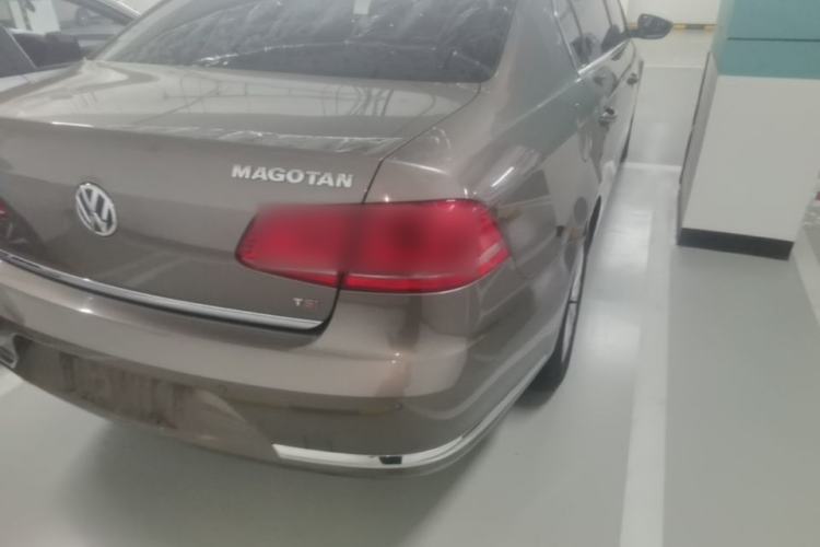 Used Volkswagen Magotan 2016 1.8TSI Smart Comfort Model Right Rear Taillight