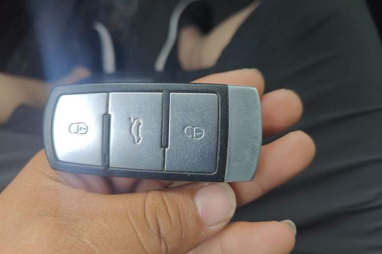 Used Volkswagen Magotan 2016 1.8TSI Smart Enjoyment Leading Model Vehicle Key