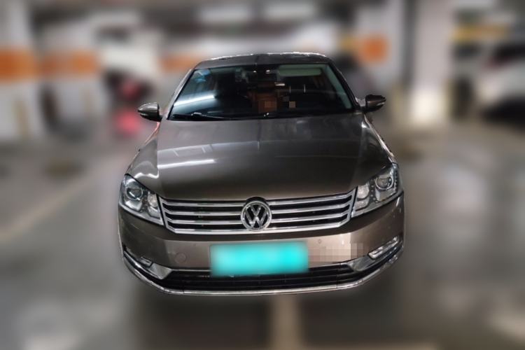 Used Volkswagen Magotan 2016 2.0 TSI Luxury Comfort Version Front
