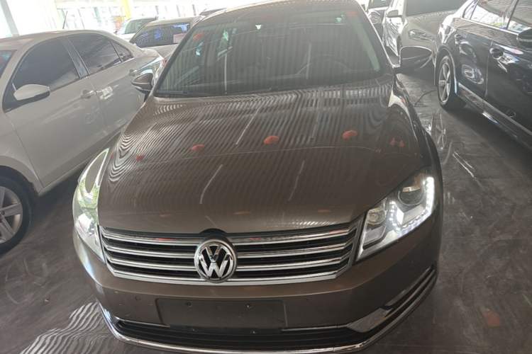 Used Volkswagen Magotan 2016 1.8TSI Luxury Comfort Model Front
