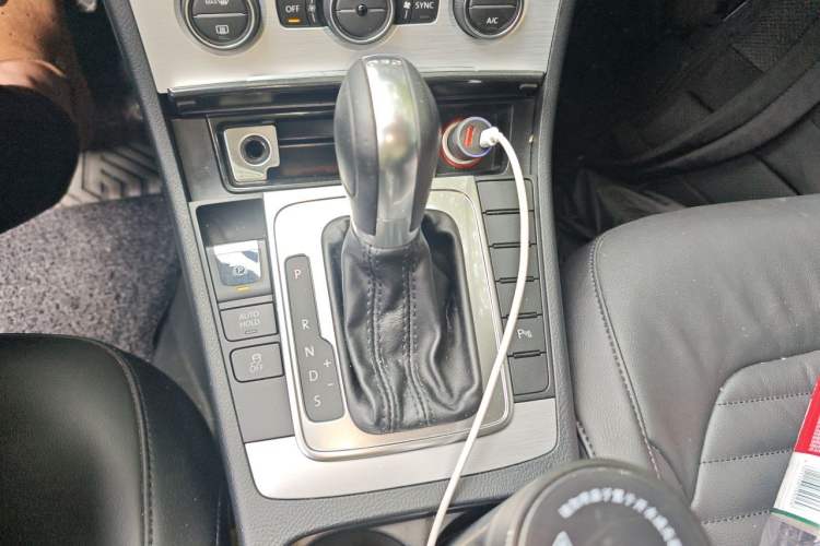 Used Volkswagen Magotan 2016 1.8TSI Smart Enjoyment Leading Model Gear Lever