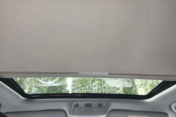 Used Volkswagen Magotan 2016 1.8TSI Smart Comfort Model Headliner