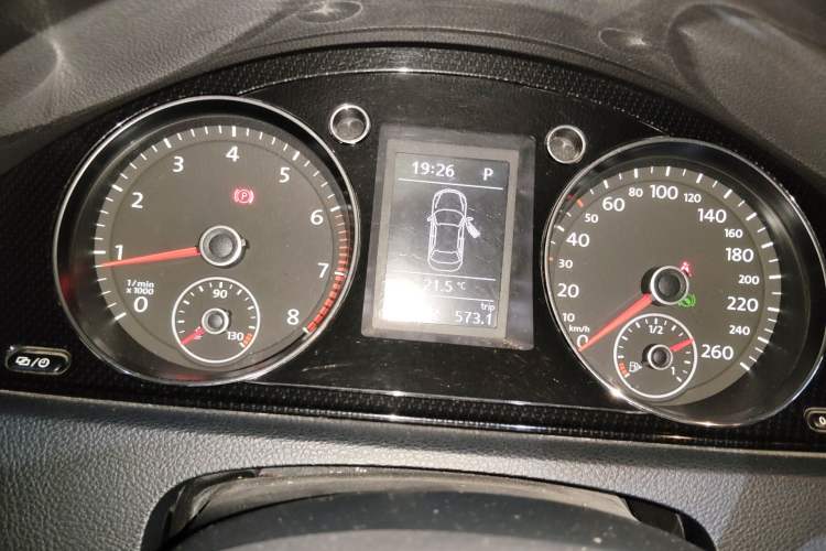 Used Volkswagen Magotan 2016 2.0 TSI Luxury Comfort Version Instrument Cluster