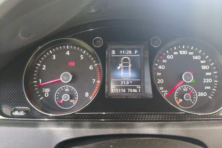 Used Volkswagen Magotan 2016 1.8TSI Luxury Comfort Model Instrument Cluster