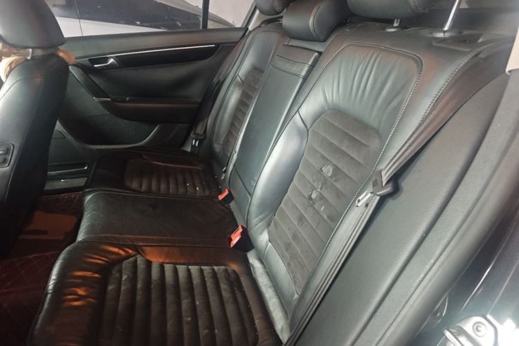 Used Volkswagen Magotan 2016 2.0 TSI Luxury Comfort Version Left Rear Seat