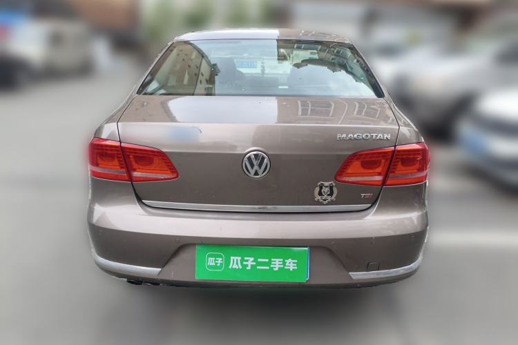 Used Volkswagen Magotan 2016 1.8TSI Smart Comfort Model Rear