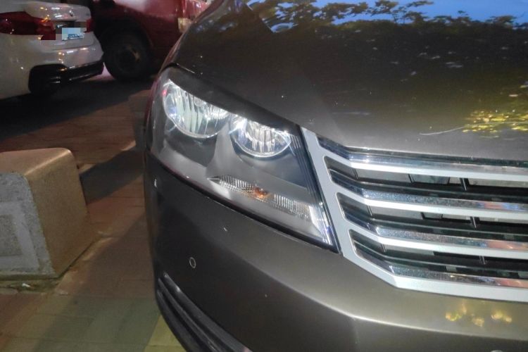 Used Volkswagen Magotan 2016 1.8TSI Smart Comfort Model Right Front Headlight