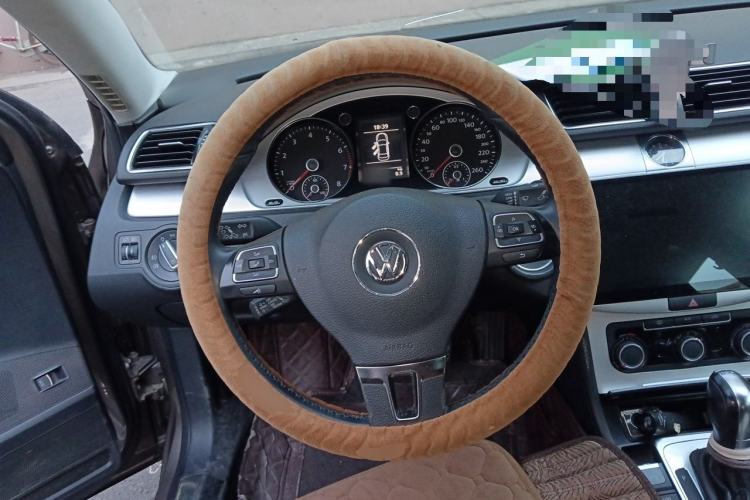 Used Volkswagen Magotan 2016 1.8TSI Smart Comfort Model Steering Wheel