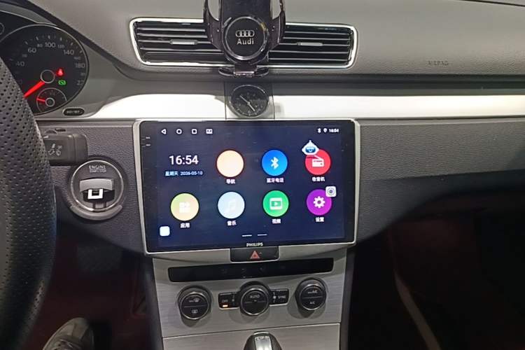 Used Volkswagen Magotan 2016 1.8TSI Smart Enjoyment Leading Model Audio And AC Panel