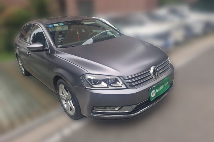 Used Volkswagen Magotan 2016 1.8TSI Luxury Comfort Model Front Right 45 Deg
