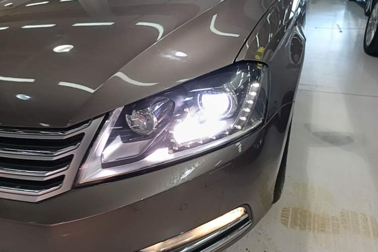 Used Volkswagen Magotan 2016 1.8TSI Smart Enjoyment Leading Model Left Front Headlight