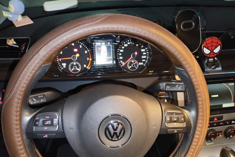 Used Volkswagen Magotan 2016 2.0 TSI Smart Luxury Version Instrument Cluster
