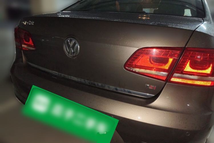 Used Volkswagen Magotan 2016 1.8TSI Smart Comfort Model Rear