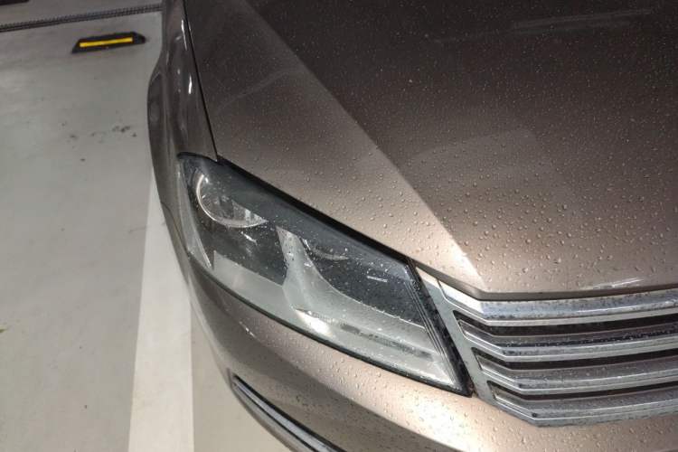 Used Volkswagen Magotan 2016 1.8TSI Smart Comfort Model Right Front Headlight