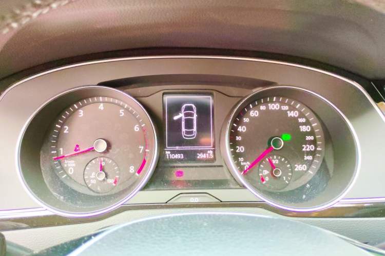 Used Volkswagen Magotan 2016 1.8TSI Luxury Comfort Model Instrument Cluster