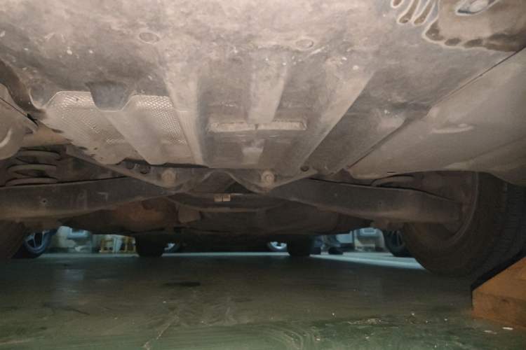 Used Volkswagen Magotan 2016 1.8TSI Smart Comfort Model Chassis Rear