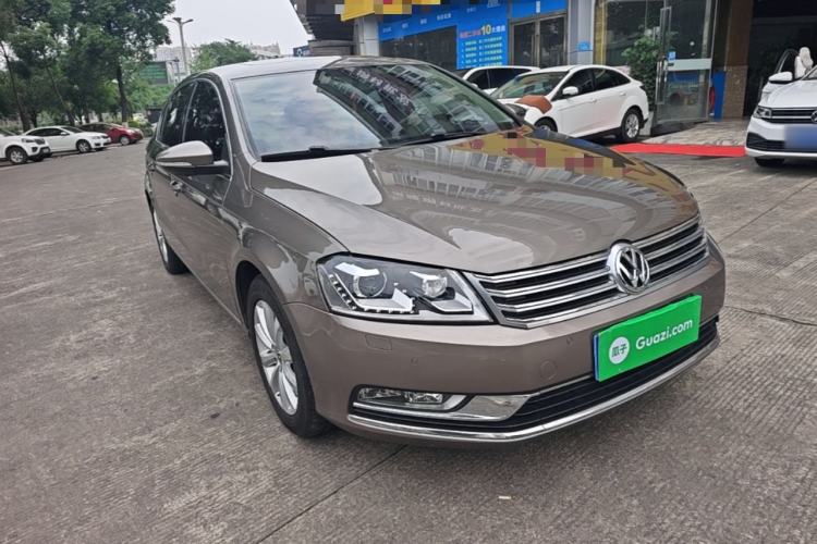 Used Volkswagen Magotan 2016 1.8TSI Smart Enjoyment Leading Model Front Right 45 Deg