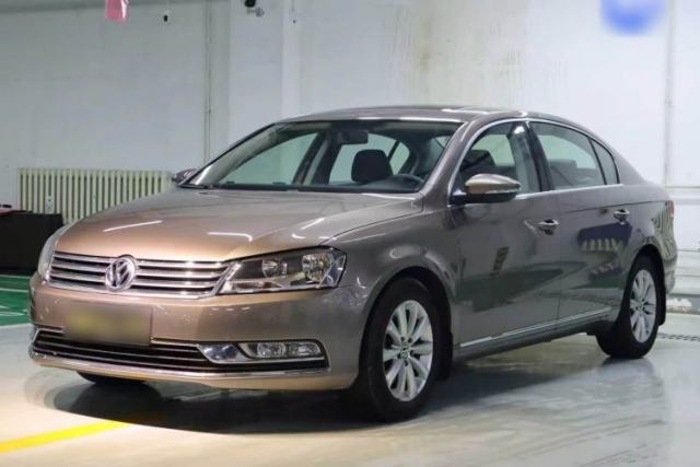 Ojetý Volkswagen Magotan 2016 1.8TSI Smart Comfort Model