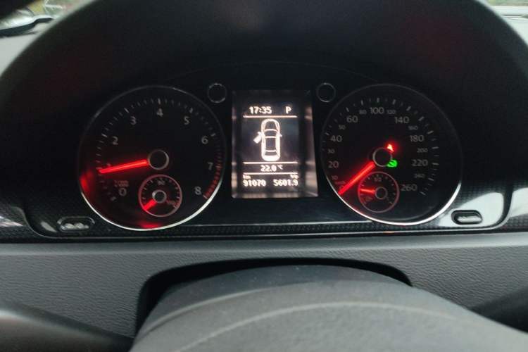 Used Volkswagen Magotan 2016 1.8TSI Luxury Comfort Model Instrument Cluster