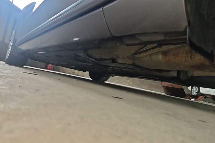 Used Volkswagen Magotan 2016 2.0 TSI Luxury Comfort Version Left Side Sill