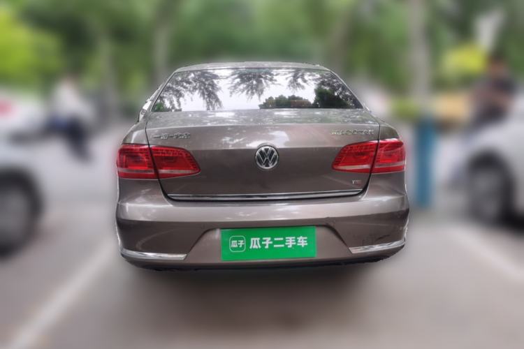 Used Volkswagen Magotan 2016 1.8TSI Luxury Comfort Model Rear