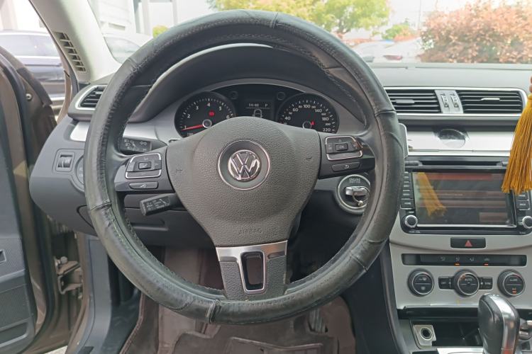 Used Volkswagen Magotan 2016 1.8TSI Smart Enjoyment Leading Model Steering Wheel