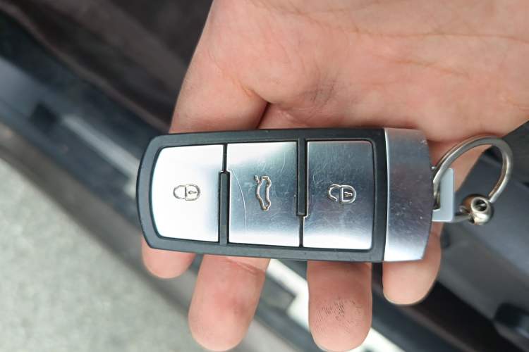 Used Volkswagen Magotan 2016 1.8TSI Smart Enjoyment Leading Model Vehicle Key