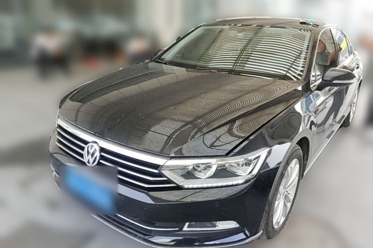 Used Volkswagen Magotan 2017 330TSI DSG Luxury Model Guazi used car, China used car export, Used car for sale, Used cars, Cheapest cars for sale