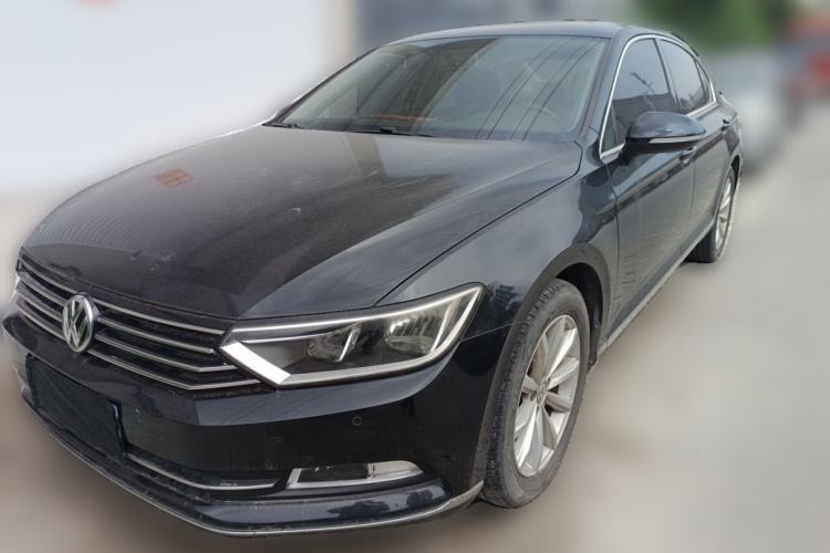 Used Volkswagen Magotan 2017 330TSI DSG Luxury Model Guazi used car, China used car export, Used car for sale, Used cars, Cheapest cars for sale