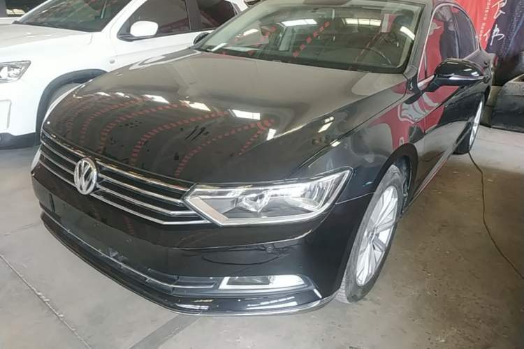 Used Volkswagen Magotan 2017 330TSI DSG Leading Model Guazi used car, China used car export, Used car for sale, Used  cars, Cheapest cars for sale