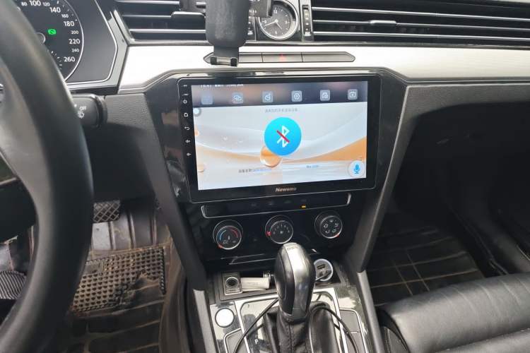 Used Volkswagen Magotan 2017 330TSI DSG Leading Model Audio And AC Panel