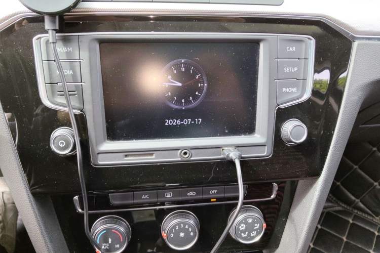 Used Volkswagen Magotan 2017 330TSI DSG Leading Model Audio And AC Panel