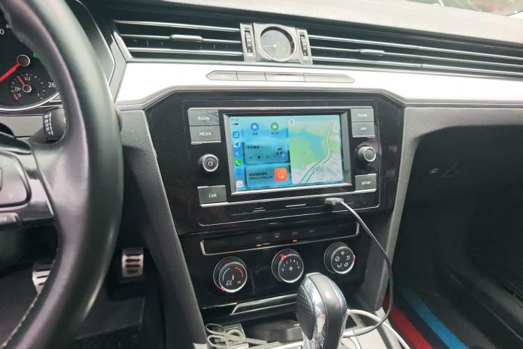Used Volkswagen Magotan 2017 330TSI DSG Leading Model Audio And AC Panel